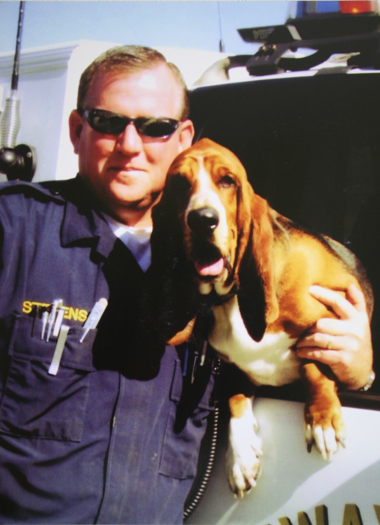 Officer Andy Stevens with his dog